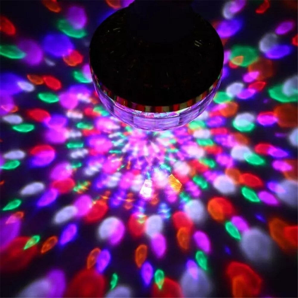 Lámpara de bola de discoteca Bombilla de fiesta LED giratoria RGB